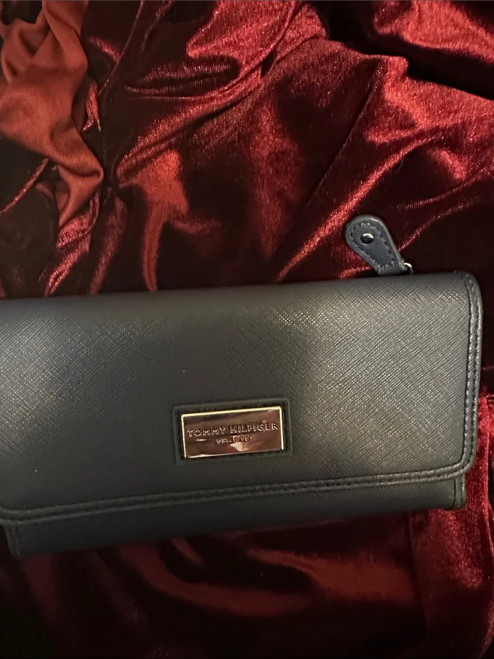 Tommy Hilfiger Navy Saffiano Zip-Around Wallet with Gold Plaque